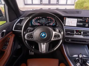 X5 xDrive 45 e M Sport