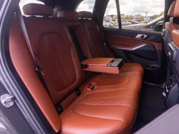 X5 xDrive 45 e M Sport