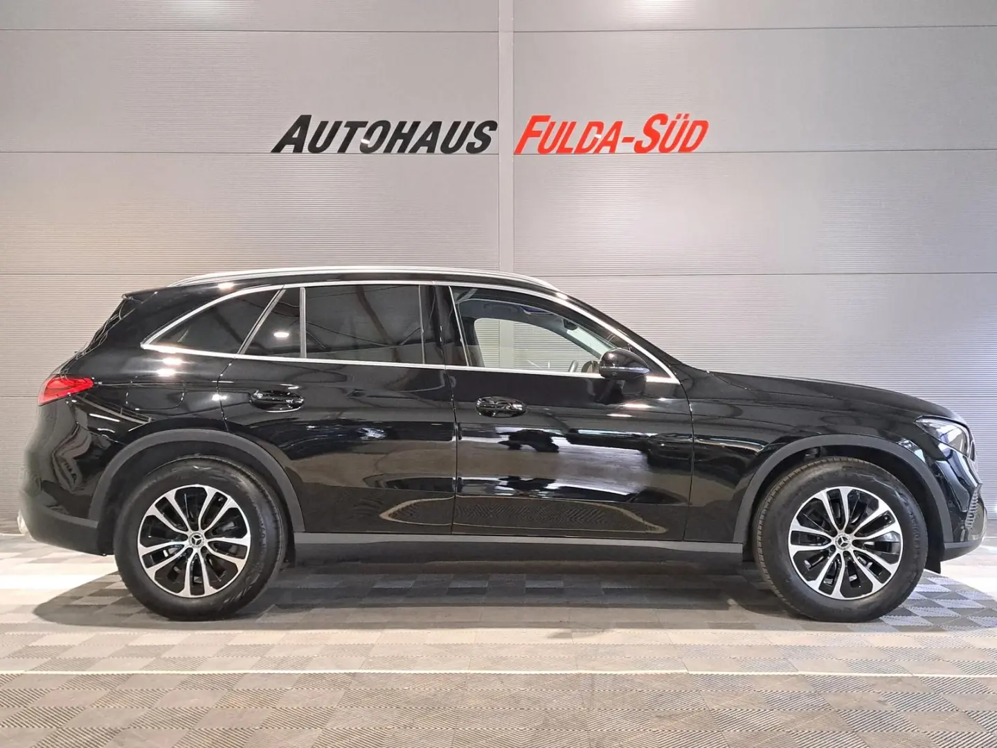 GLC 200 4Matic Avantgarde ACC 360 DAB Spur Shzg