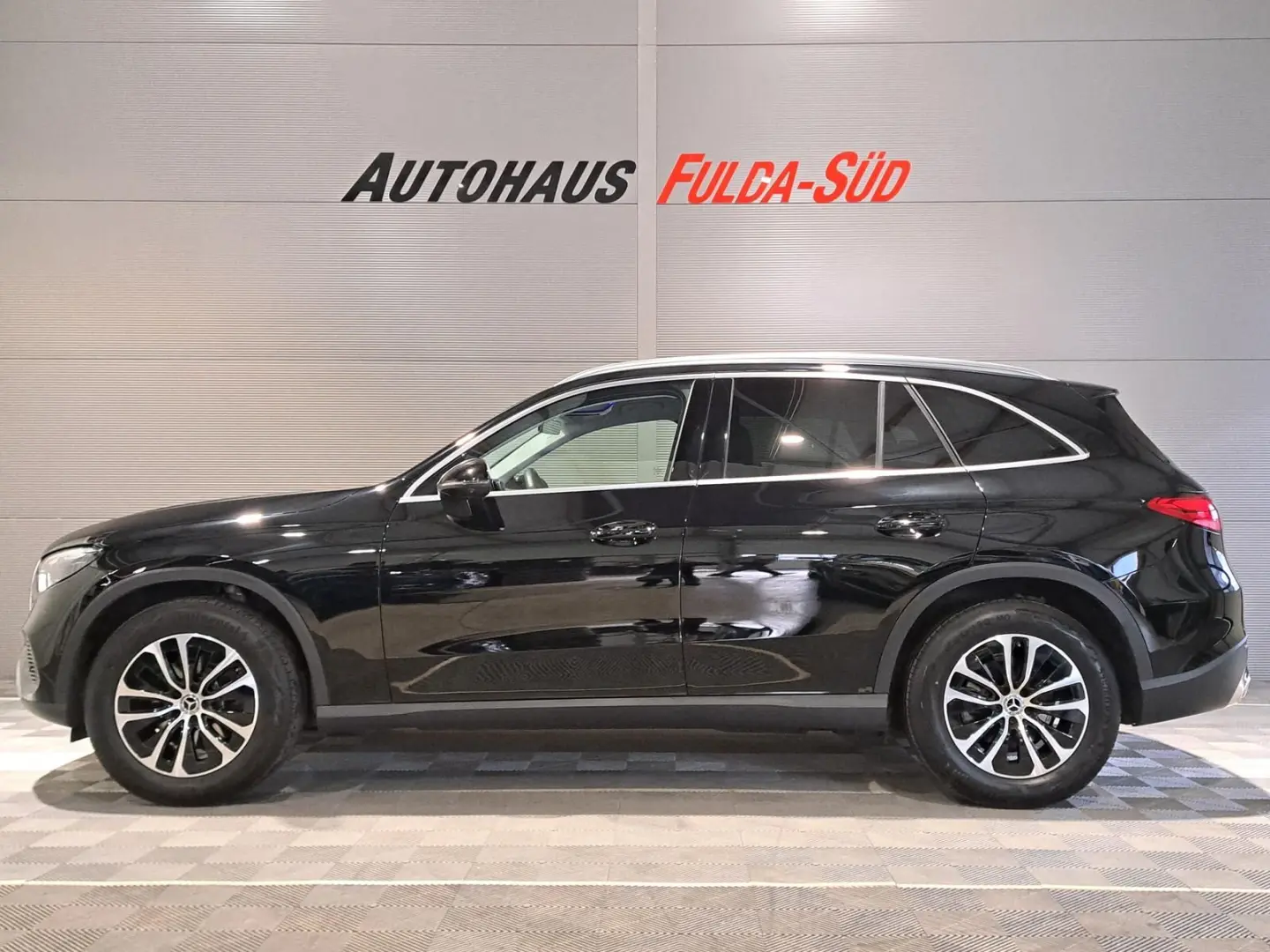 GLC 200 4Matic Avantgarde ACC 360 DAB Spur Shzg