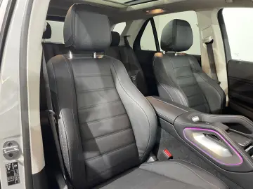 GLE 300 d 4Matic AMG Pano 360  AHK Night MBUX