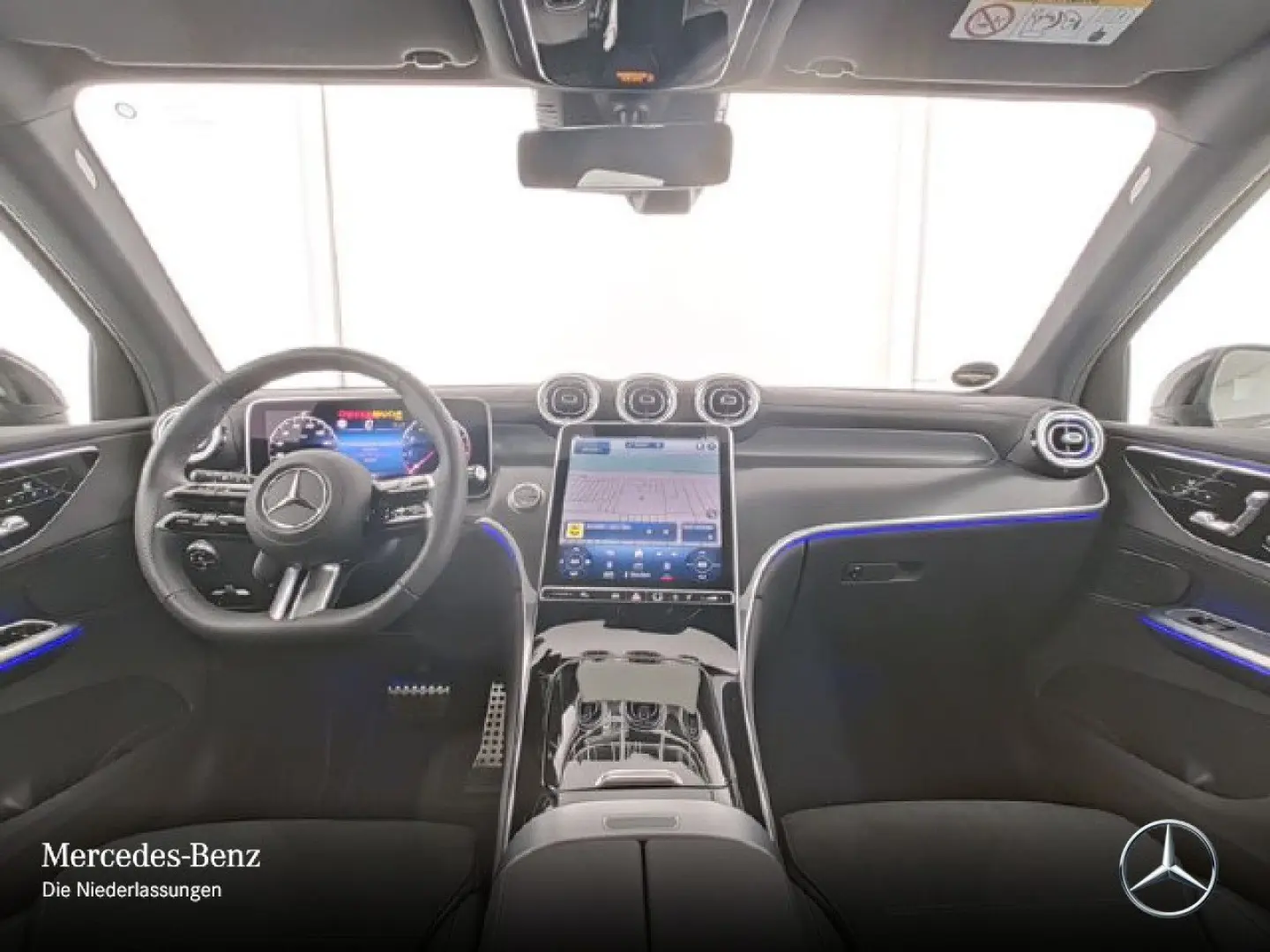 GLC200 4M AMG Advanced  Night Memory TotWink Win