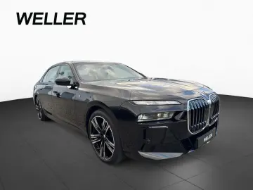 740d xD M SPORT DA PAProf Pano Iconic BW AHK 21