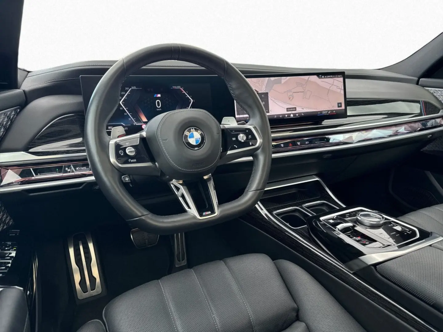 740d xD M SPORT DA PAProf Pano Iconic BW AHK 21