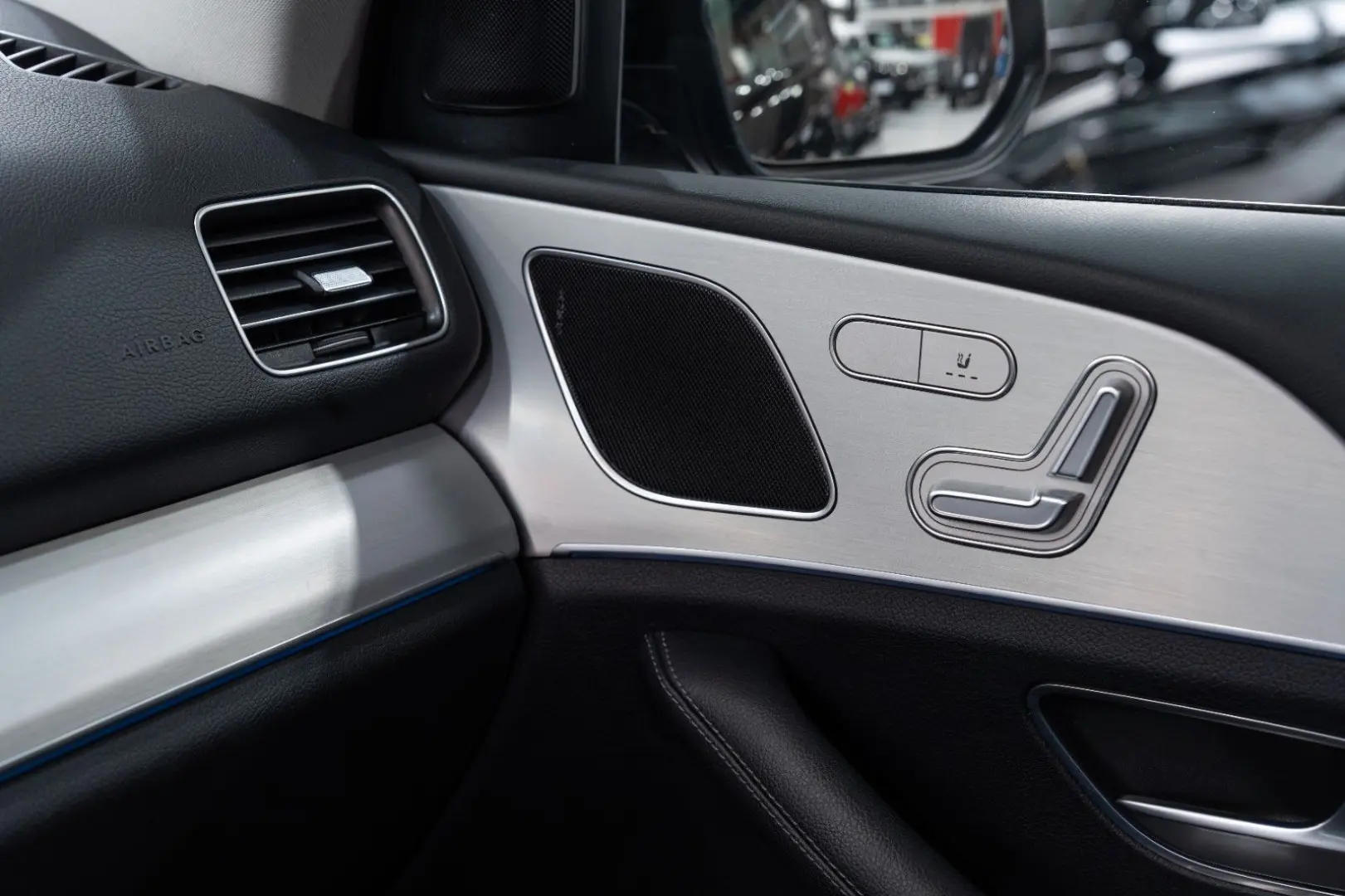 GLE 350 e 4M AMG-LINE NIGHT LEDER NAVI 21 LM 1HD