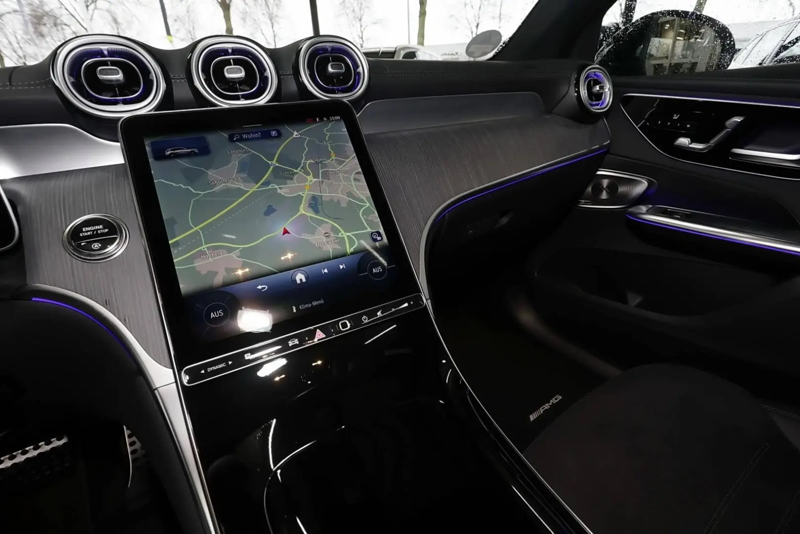 GLC 300 4M DIG-LED 360  Pano AHK Night Distronic