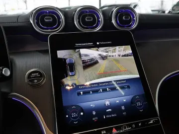 GLC 300 4M DIG-LED 360  Pano AHK Night Distronic