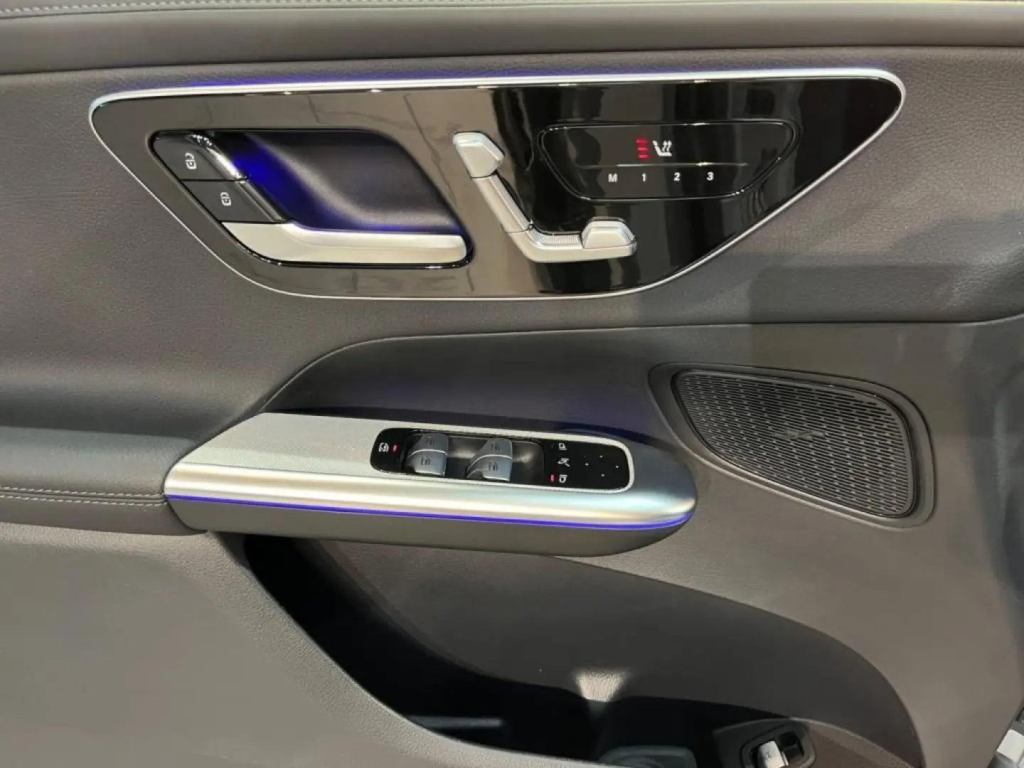 GLC 200 4matic AMG  MBUX DigitalLight DISTR LM