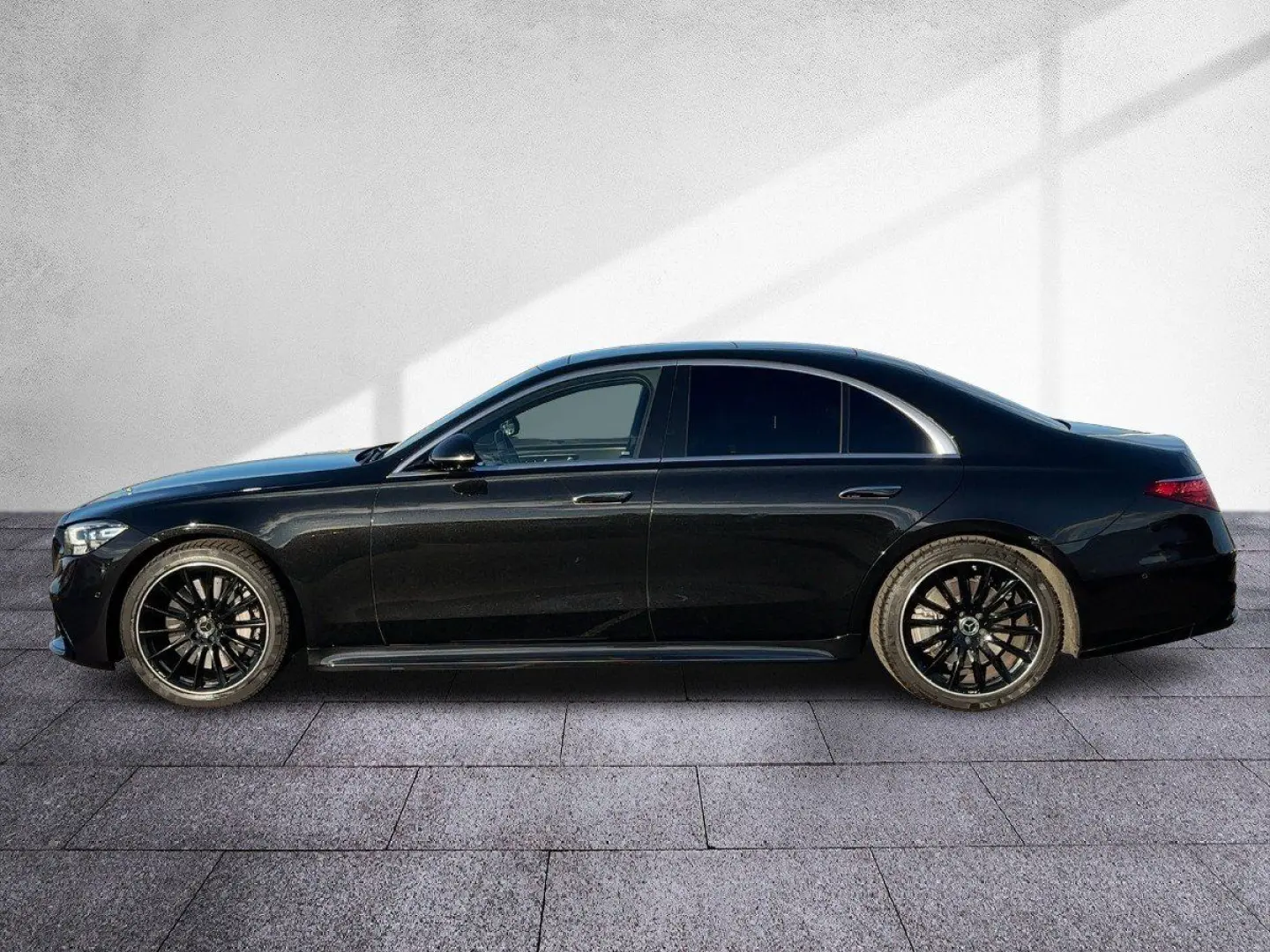 S 400 d 4M AMG-Line NP €167.243 AIR Pano Distr