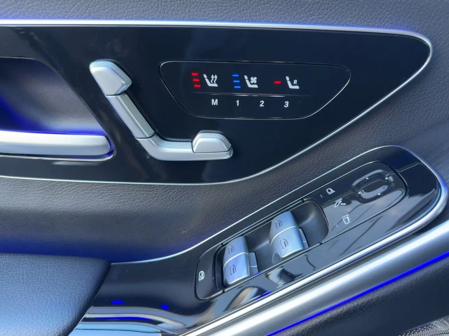 S 400 d 4M AMG-Line NP €167.243 AIR Pano Distr