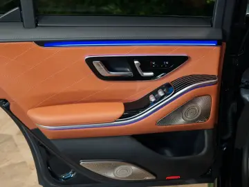 S 500 4M AMG 4D-BUR AUX.HEAT PANO 75.950€ NETTO