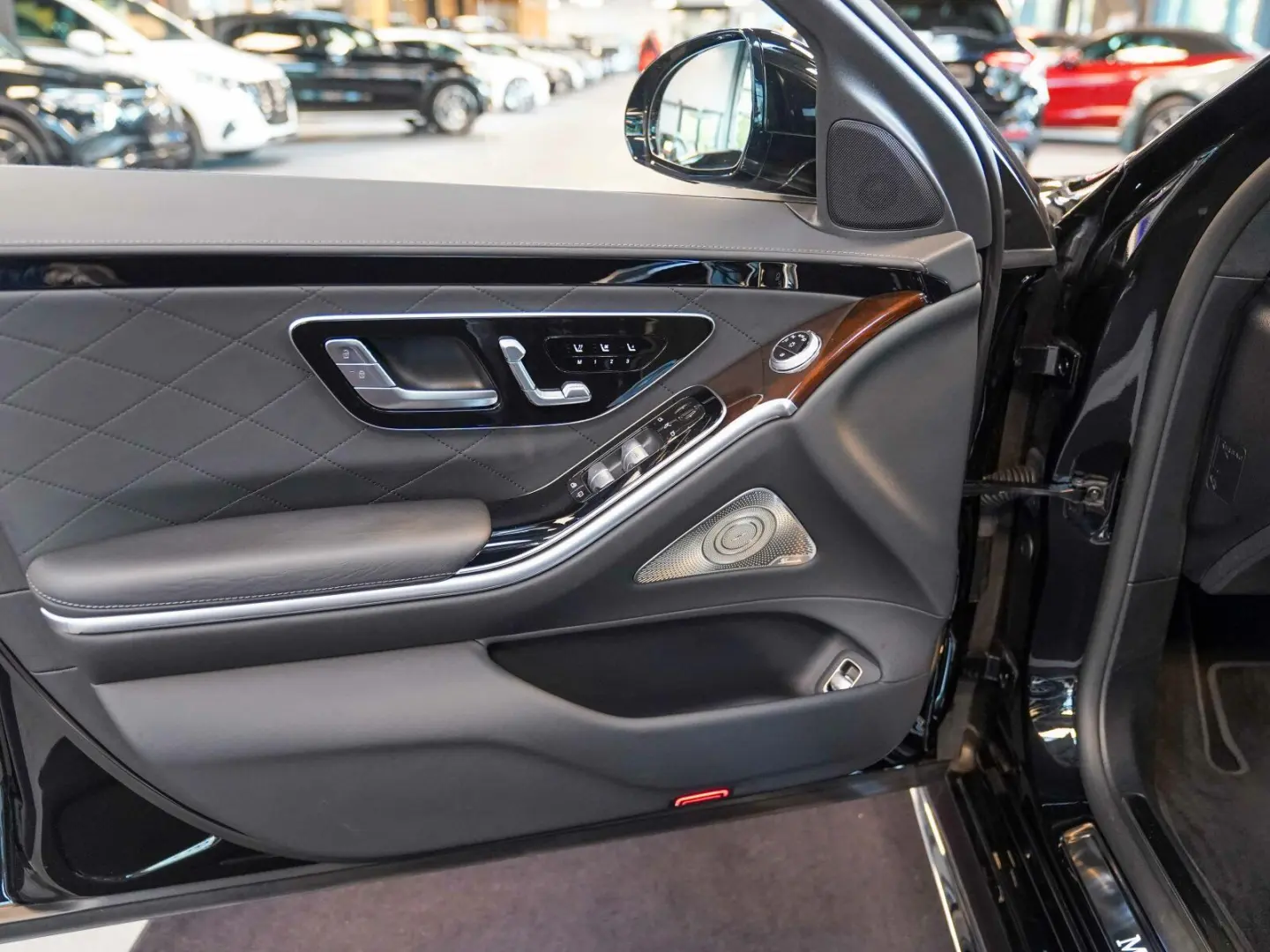 S 500 4M AMG Line Exklusiv Pano Sitzklima Massag