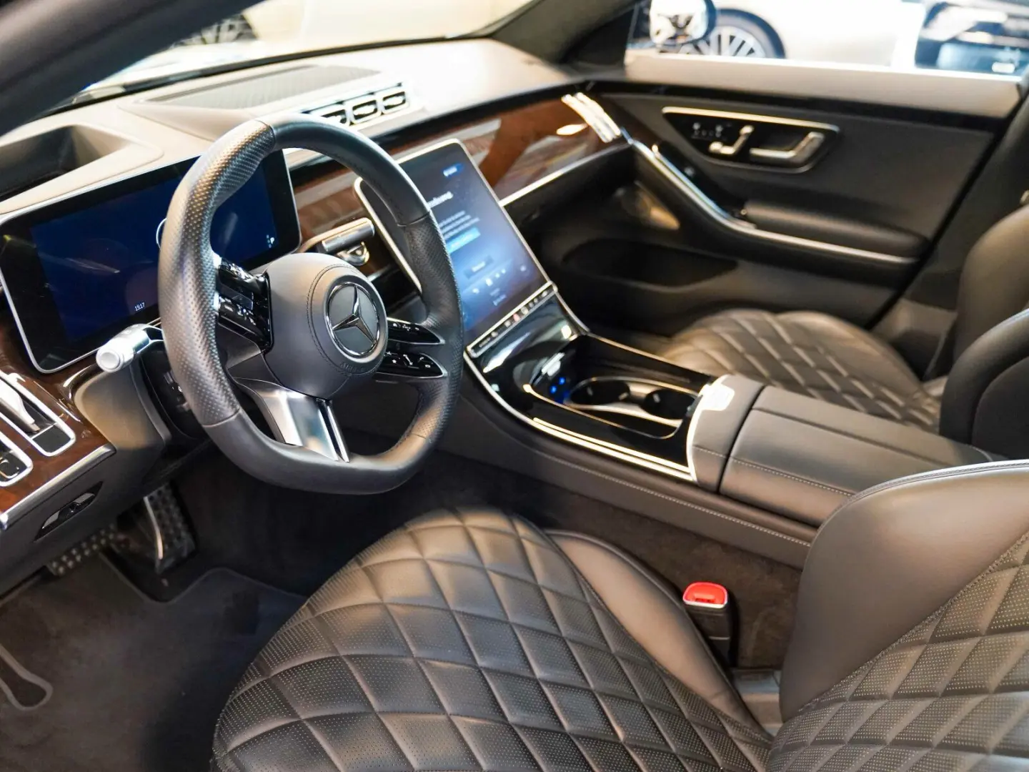 S 500 4M AMG Line Exklusiv Pano Sitzklima Massag