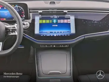 E 220 d AMG Advanced SUPERSCREEN DISTR LED MBUX