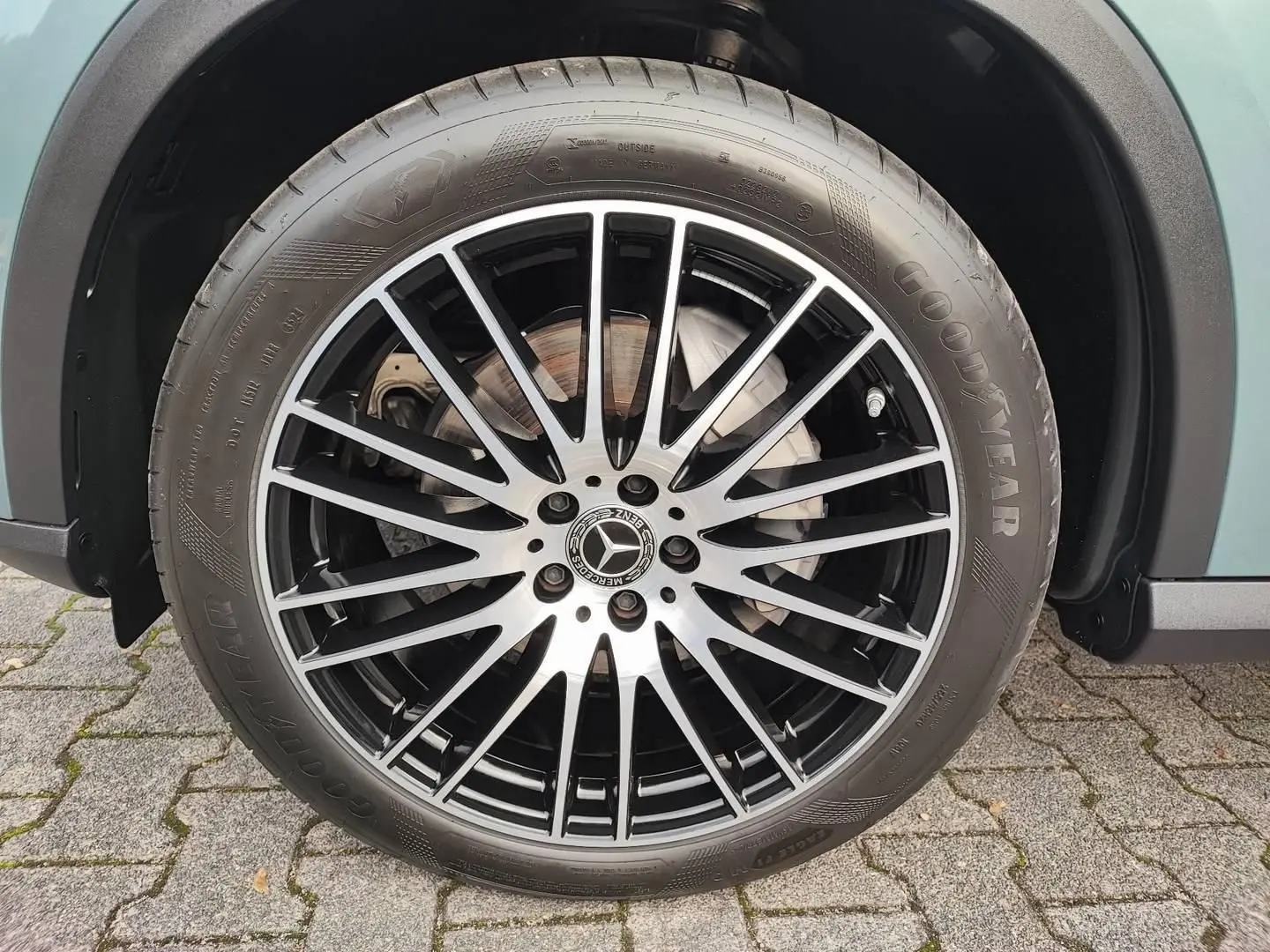 GLC 300 d 4Matic AHK BURMESTER NAVI SITZHZ 360