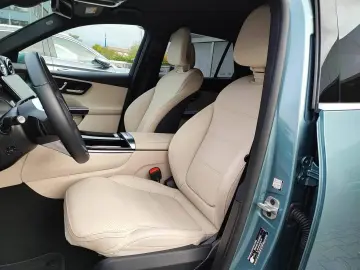 GLC 300 d 4Matic AHK BURMESTER NAVI SITZHZ 360