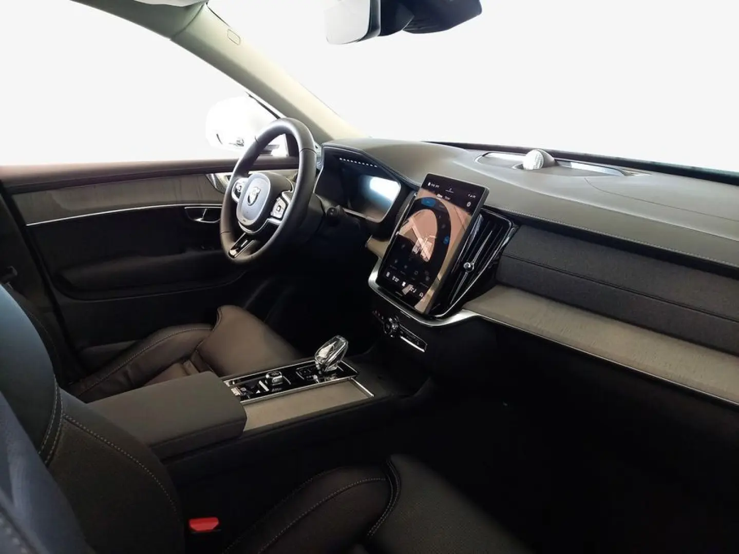 XC90 B5 B AWD Plus Bright Ventilation Bowers 360