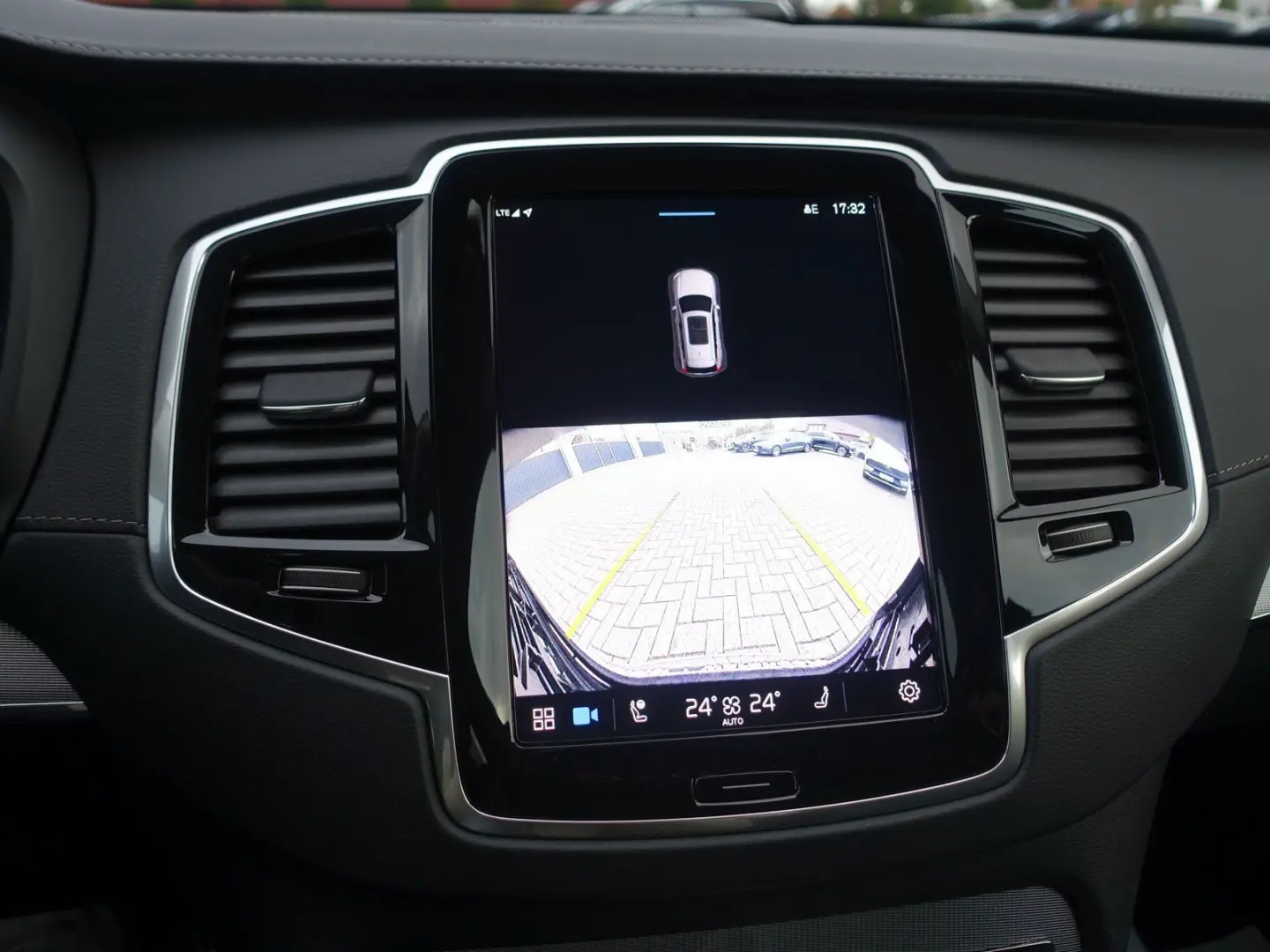 XC90 Plus T8 AWD Plug-in Hybrid 360 Cam HeadUp