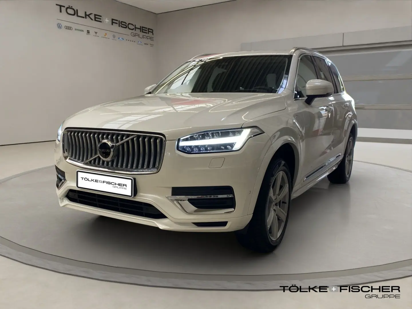 XC90 T8 Twin Engine (E6e) Plus Bright Recharge