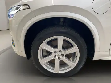 XC90 T8 Twin Engine (E6e) Plus Bright Recharge