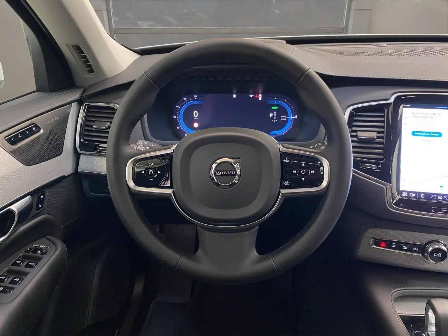 XC90 T8 Twin Engine (E6e) Plus Bright Recharge