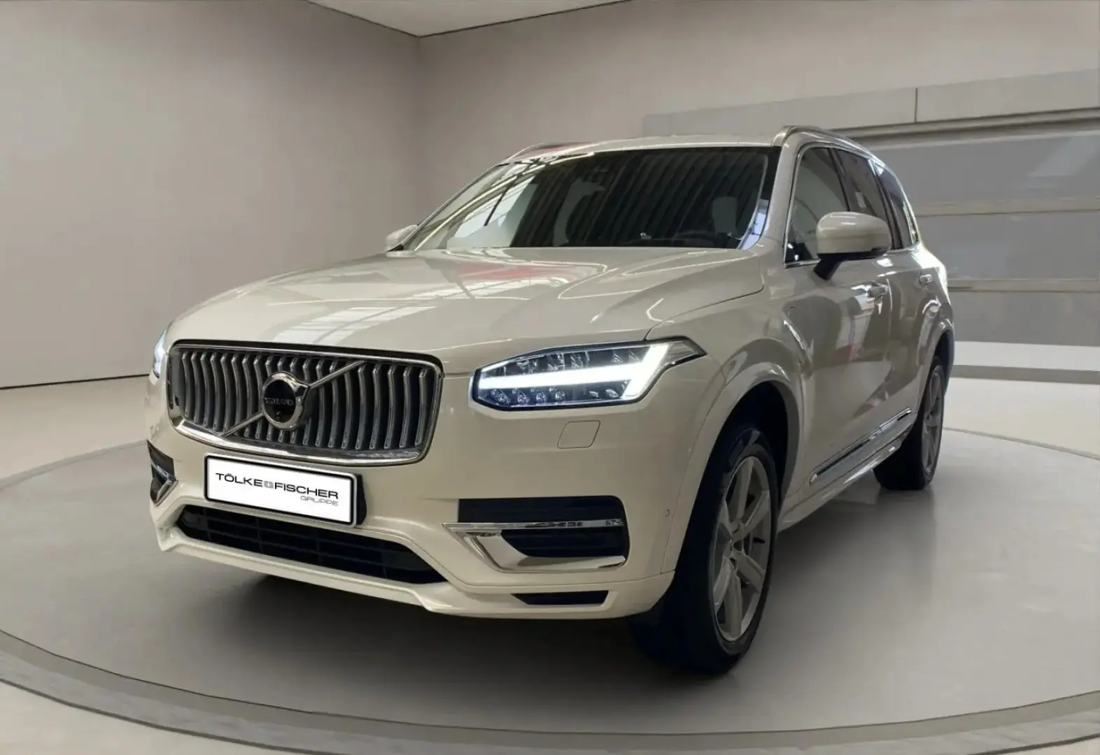XC90 T8 Twin Engine (E6e) Plus Bright Recharge
