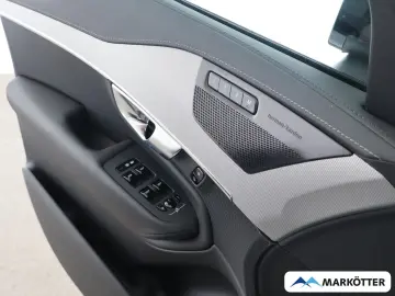 XC90 Plus Dark Recharge Hybrid AWD 7-Sitzer