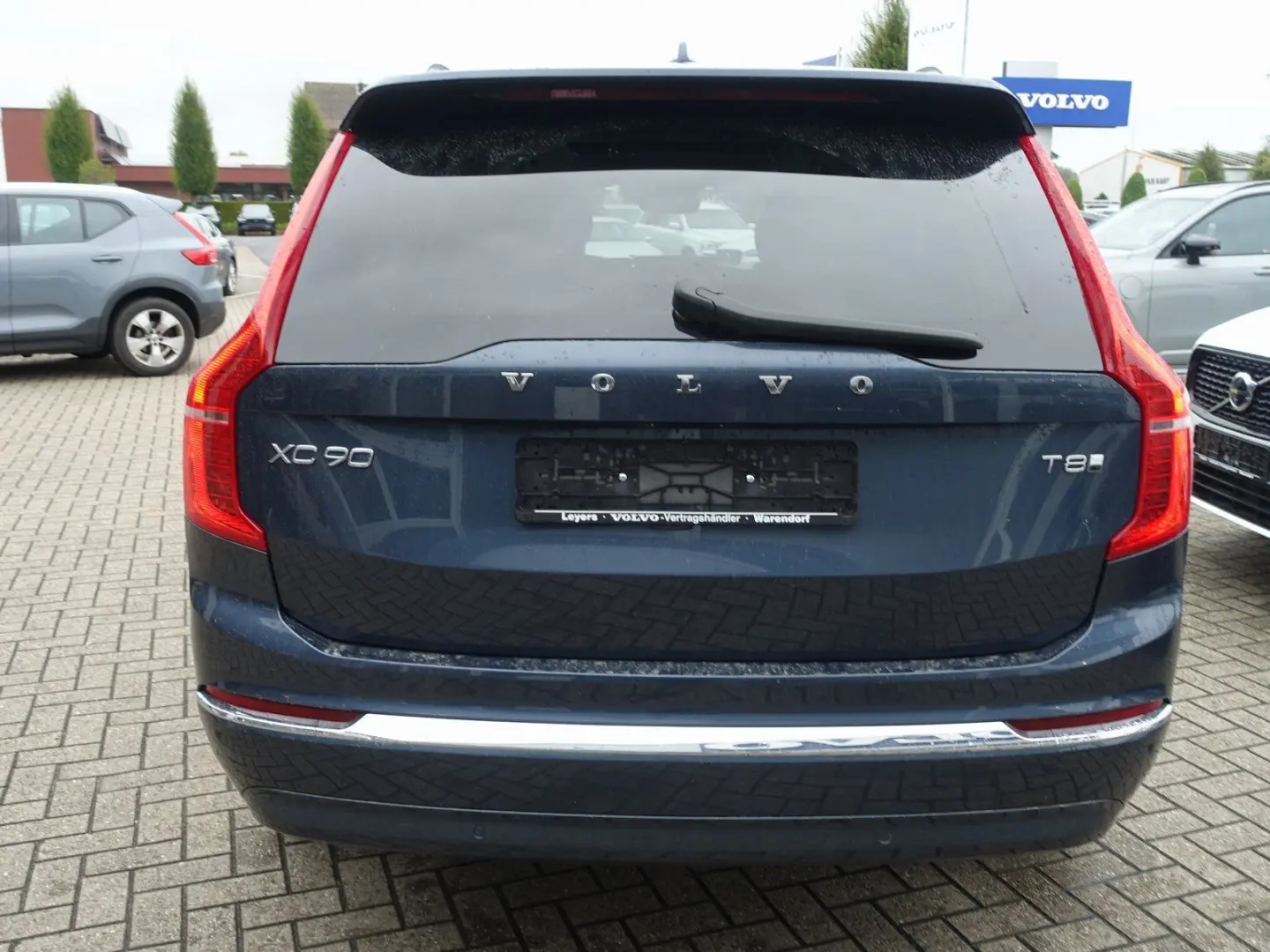 XC90 Plus  T8 AWD 360  HeadUP Pano H&K BLIS