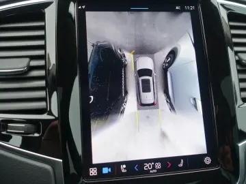 XC90 Plus  T8 AWD 360  HeadUP Pano H&K BLIS