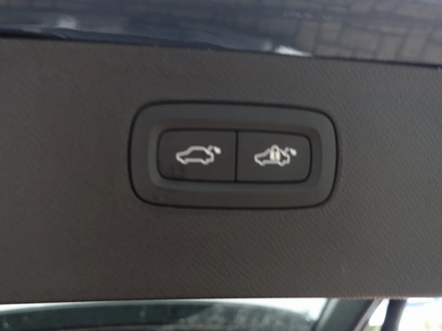 XC90 Plus  T8 AWD 360  HeadUP Pano H&K BLIS