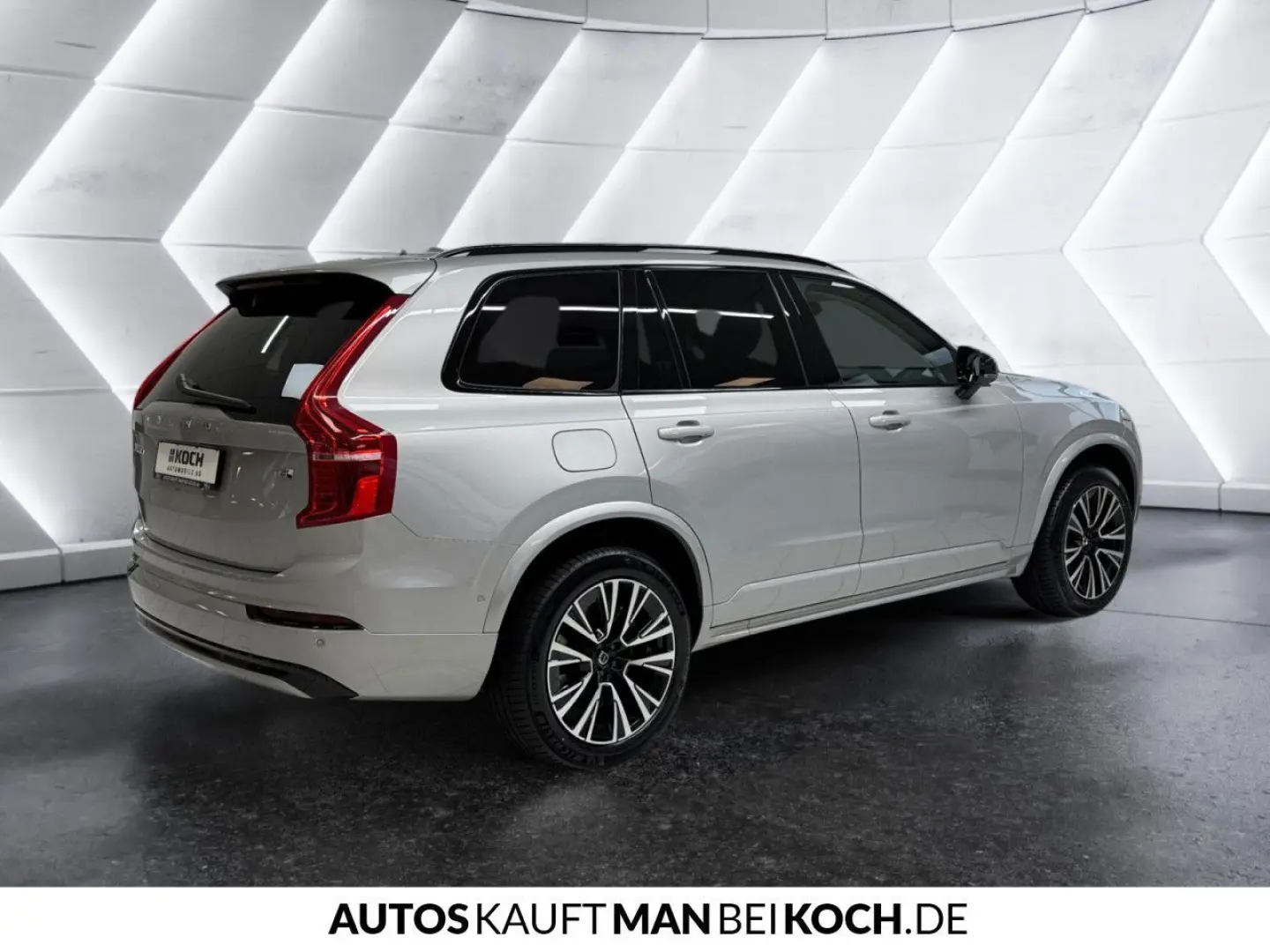 XC90 T8 AWD Plug-In Plus Dark BLIS PANO 360  H
