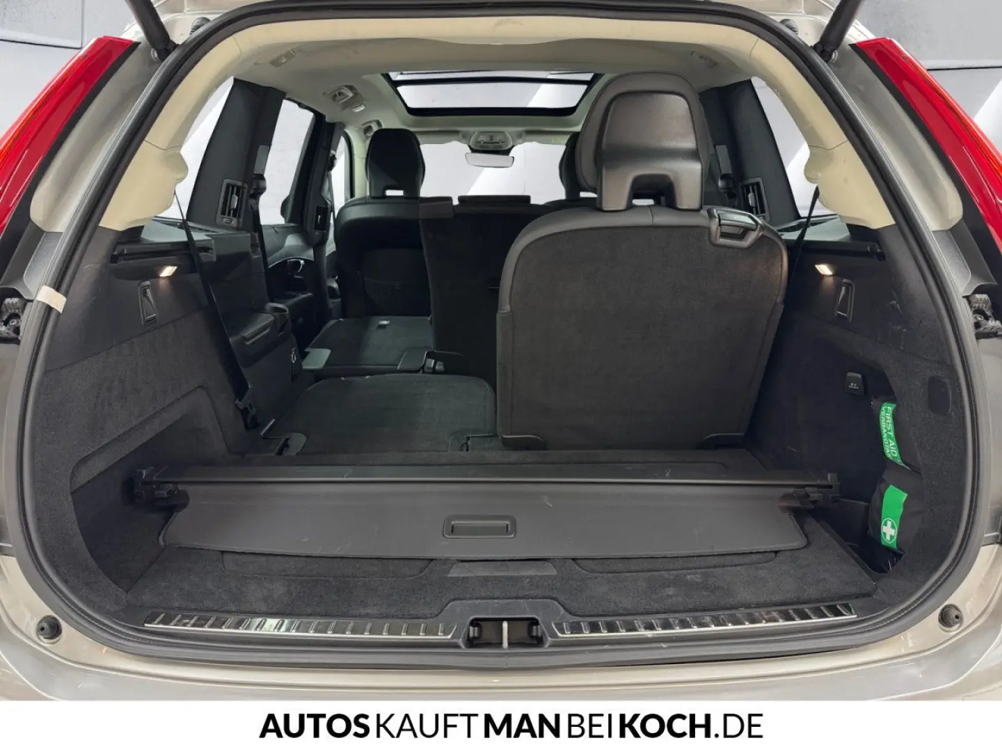XC90 T8 AWD Plug-In Plus Dark BLIS PANO 360  H