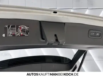 XC90 T8 AWD Plug-In Plus Dark BLIS PANO 360  H