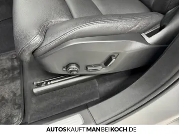 XC90 T8 AWD Plug-In Plus Dark BLIS PANO 360  H