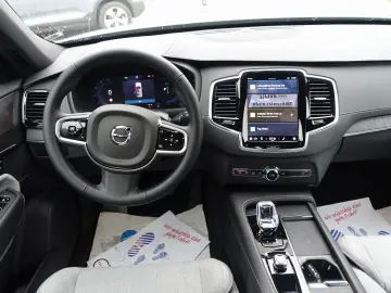 XC90 Plus Dark T8 AWD Plug-inHybrid AHK 360  H&K