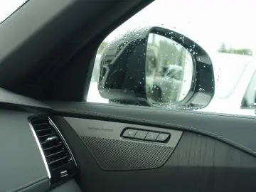 XC90 Plus Dark T8 AWD Plug-inHybrid AHK 360  H&K