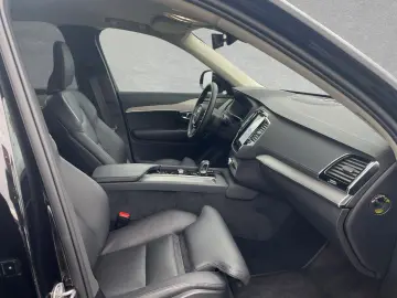 XC90 T8 AWD Plus Dark 7-Sitzer ACC BLIS