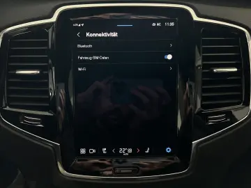 XC90 T8 Ultimate Dark Recharge AWD B&W