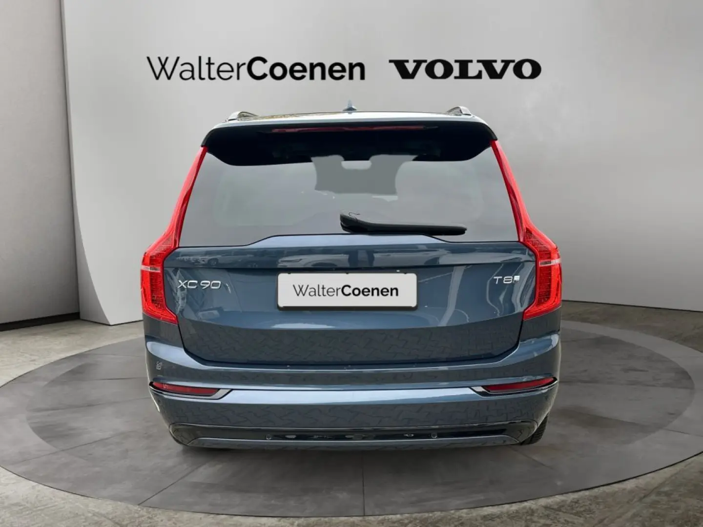 XC90 T8 AWD Plug-in Hybrid Ultra Dark 360  AHK s
