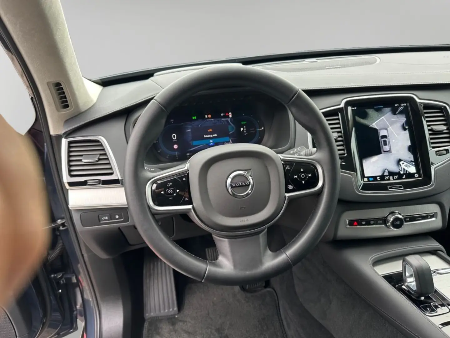 XC90 T8 AWD Plug-in Hybrid Ultra Dark 360  AHK s