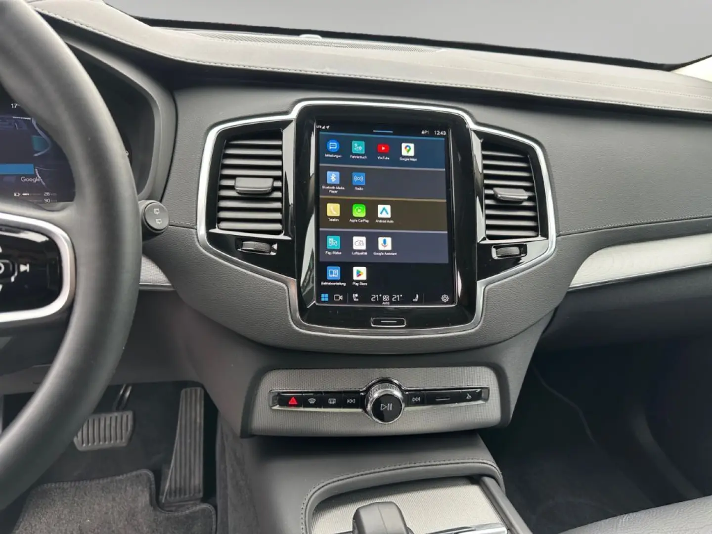 XC90 T8 AWD Plug-in Hybrid Ultra Dark 360  AHK s