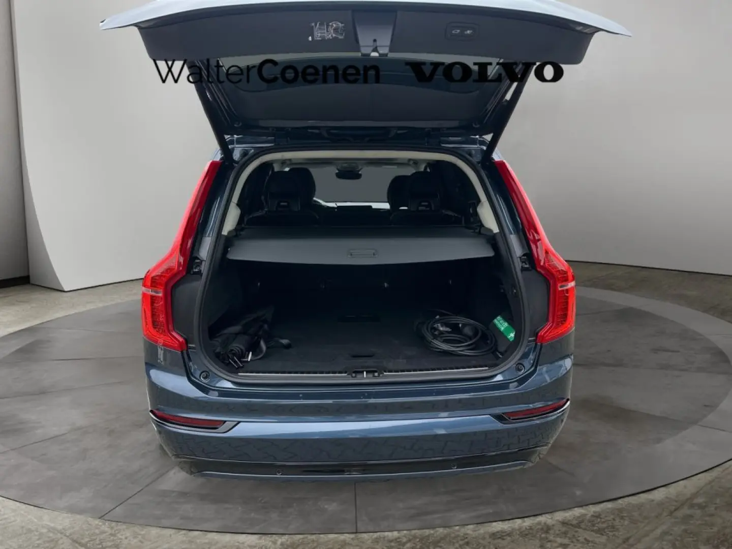 XC90 T8 AWD Plug-in Hybrid Ultra Dark 360  AHK s