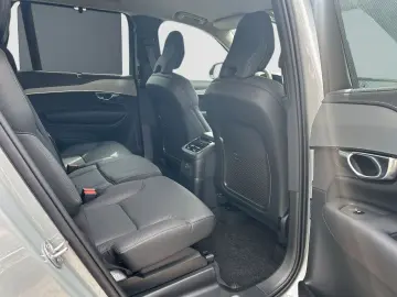 XC90 Recharge T8 AWD Plus Dark Plug-In Hybrid 7-