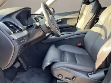 XC90 T8 AWD Plug-in Plus Dark PANO 360  LED