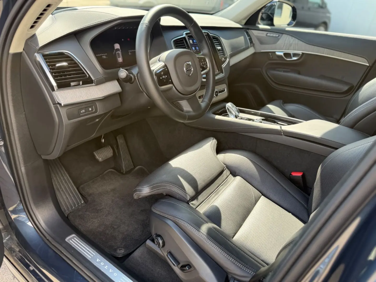 XC90 Ultra Dark T8 AWD Massage Ventilation AirSusp