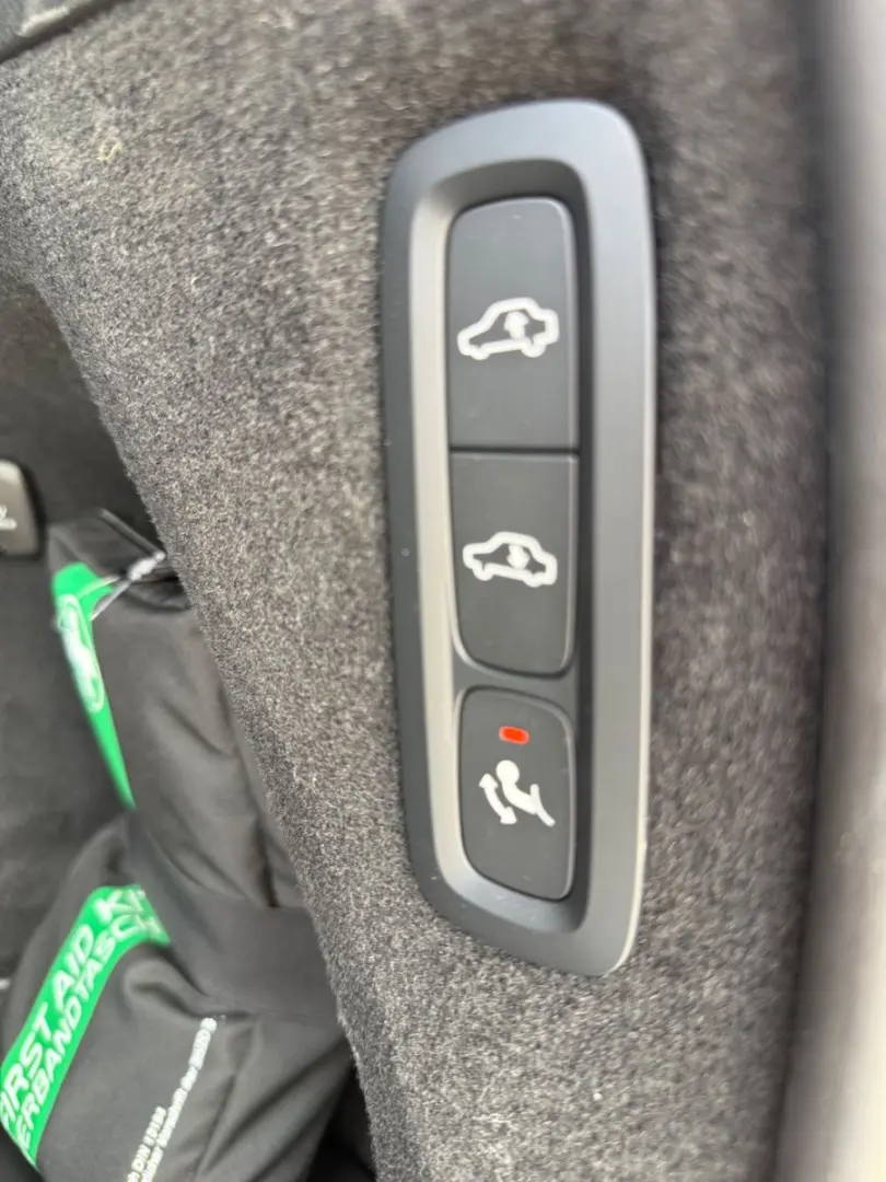 XC90 Ultra Dark T8 AWD Massage Ventilation AirSusp