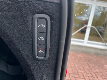 XC90 T8 AWD Ultra Dark Massage Ventilation AirSusp