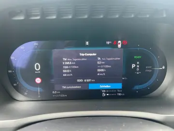 XC90 T8 Ultra Bright Massage Ventilation AirSusp Bowers