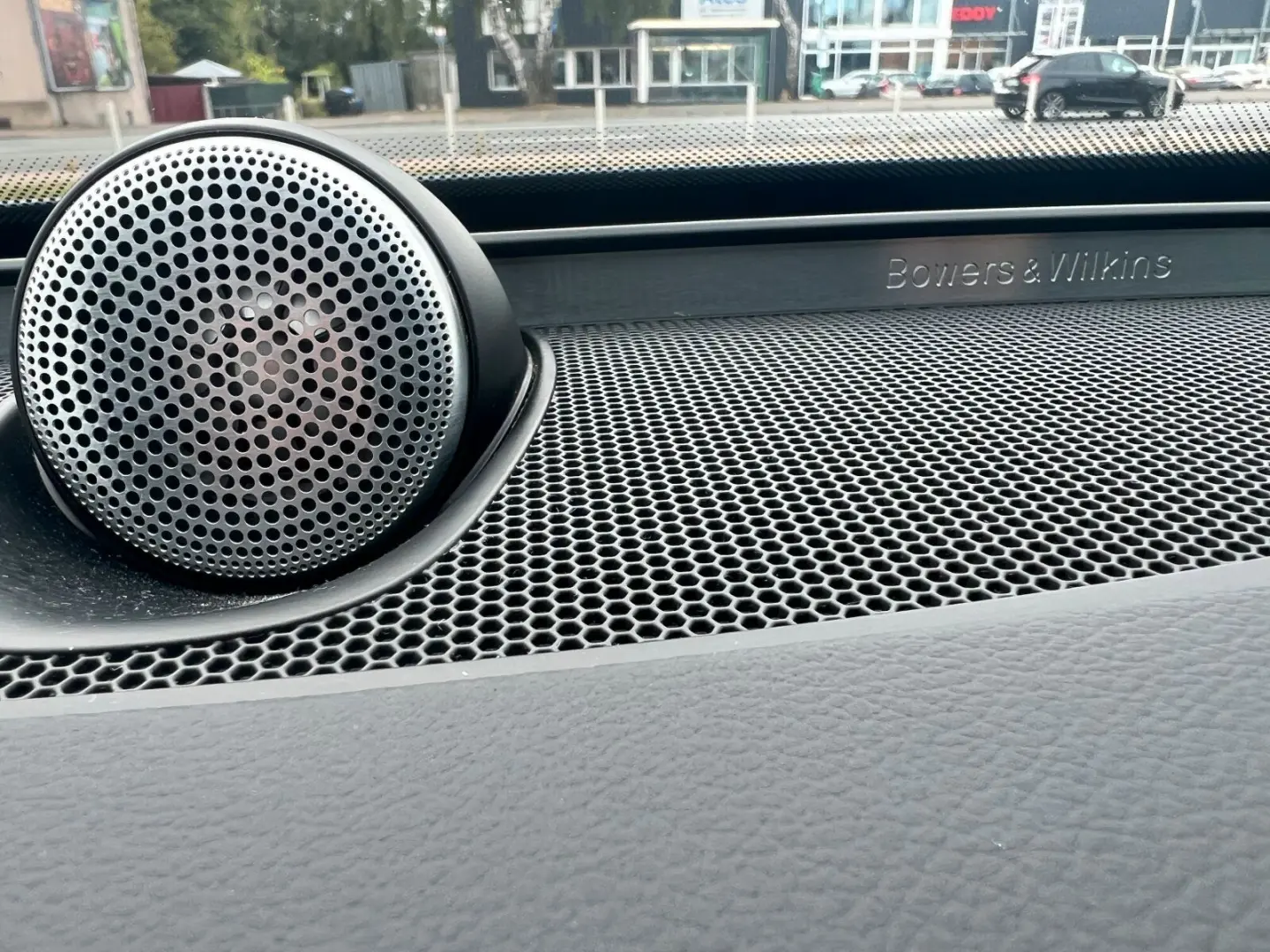 XC90 T8 Ultra Bright Massage Ventilation AirSusp Bowers