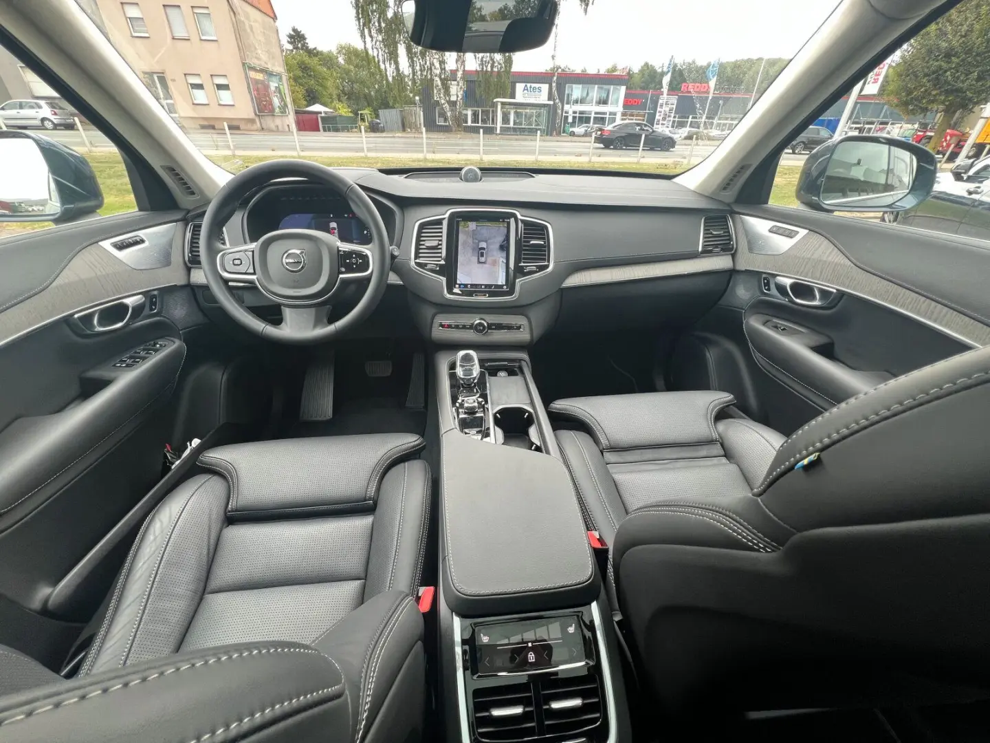 XC90 T8 Ultra Bright Massage Ventilation AirSusp Bowers